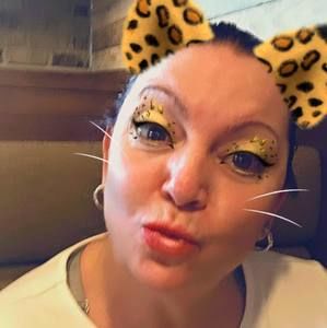 Meet your Posher, Caterina